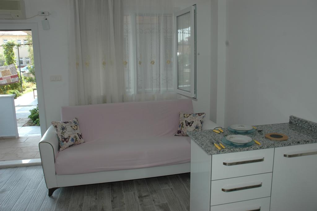 Studio Baturcan Apartment Ayvalik Bagian luar foto